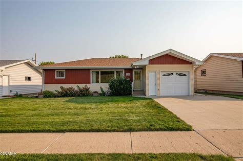 Watch 1,100. . Houses for rent in bismarck nd